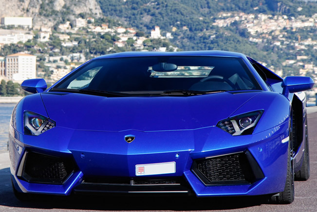 lamborghini aventador blue