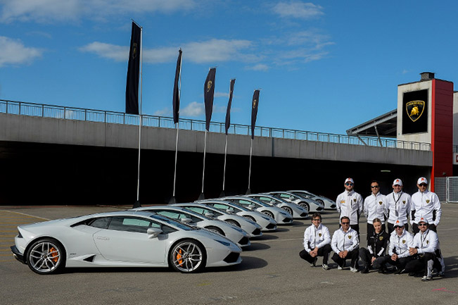 Lamborghini-Accademia-Instructors_LR