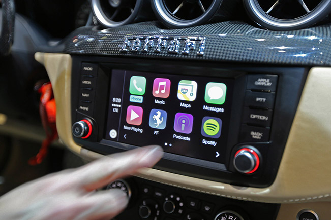 The first FF with CarPlay stays in Italy