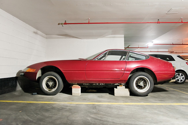 1971 Ferrari 365 GTB-4 Daytona Side