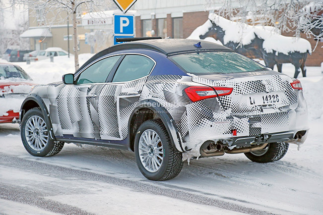 2016 Maserati Levante Rear