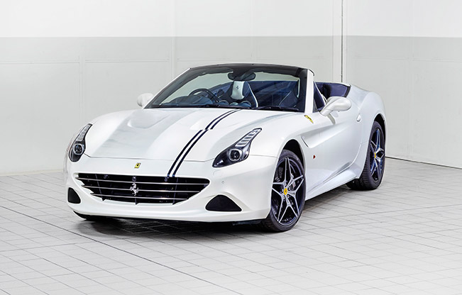 2015 Ferrari California T Tailor Made Front Angle