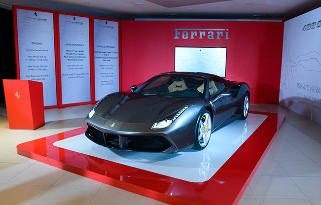 Singapore celebrates the Premiere of the Ferrari 488 GTB